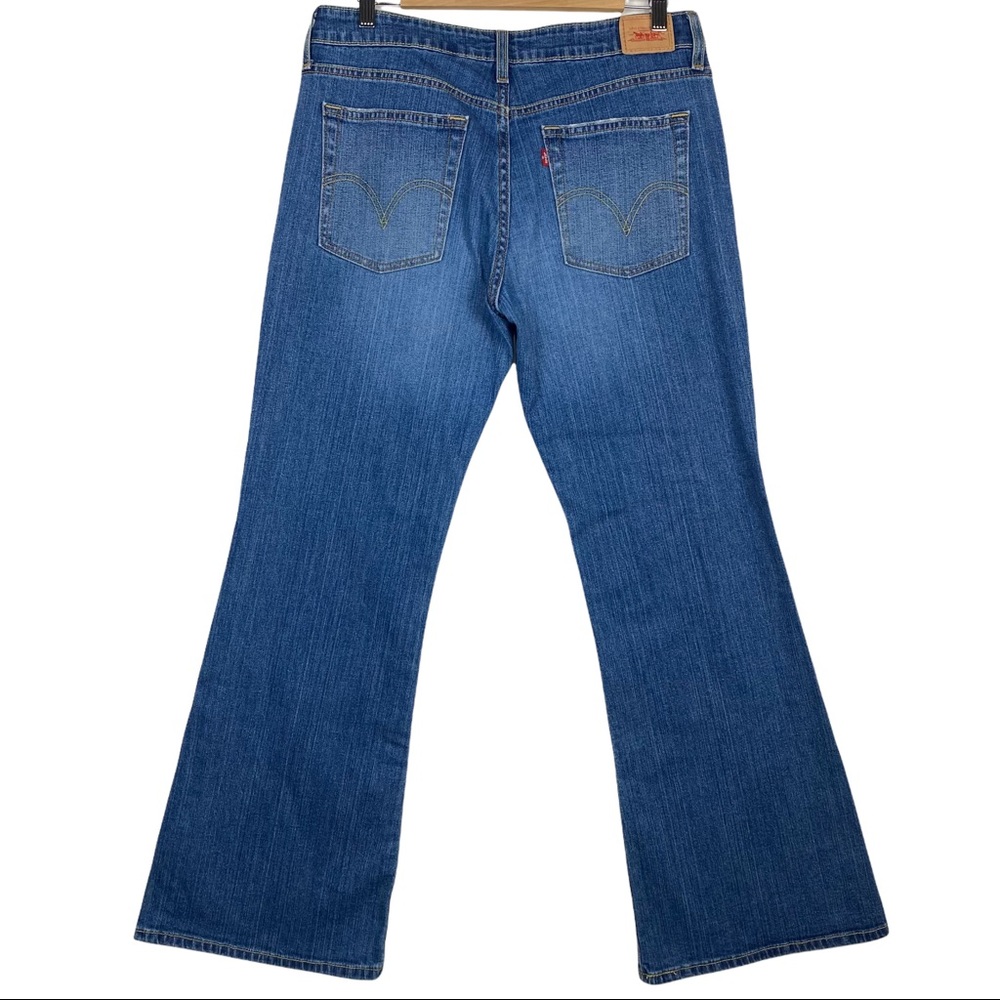 Levi’s Y2K Vintage 519 Low Rise Flare Leg Hipster Medium Wash Denim Jeans 16 - Picture 3 of 14